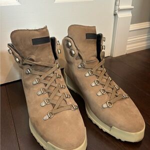 FEAR OF GOD men’s suede boots